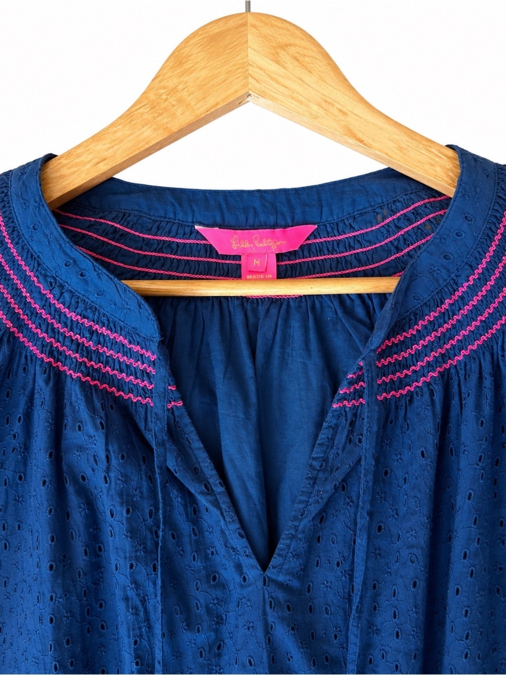 Lilly Pulitzer Lucee Navy Pink Embroidered Eyelet Shift Dress, Size Medium - Picture 2 of 9